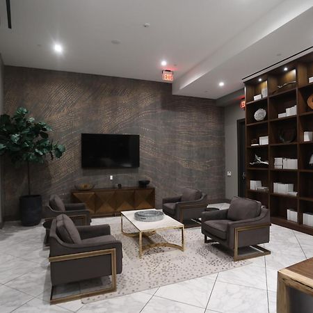 Houston'S Downtown Oasis Aparthotel Buitenkant foto