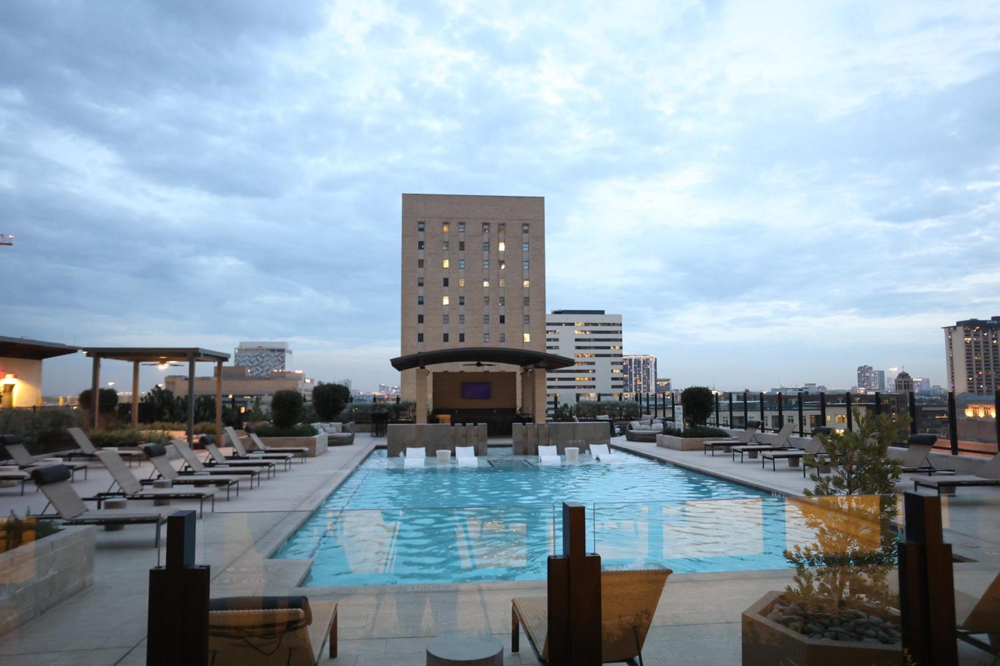 Houston'S Downtown Oasis Aparthotel Buitenkant foto